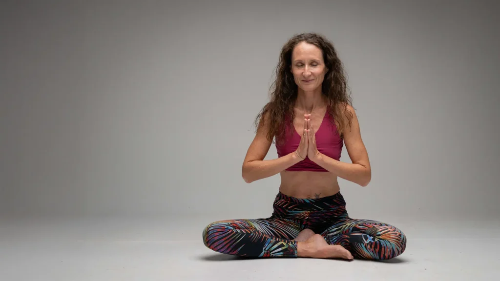 Namaskar Mudra, Stefanie Fleischmann