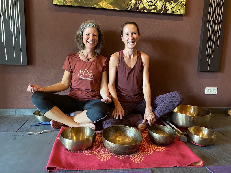 yoga-stefanie-fleischmann-yin-und-klang-mit-antje-walter